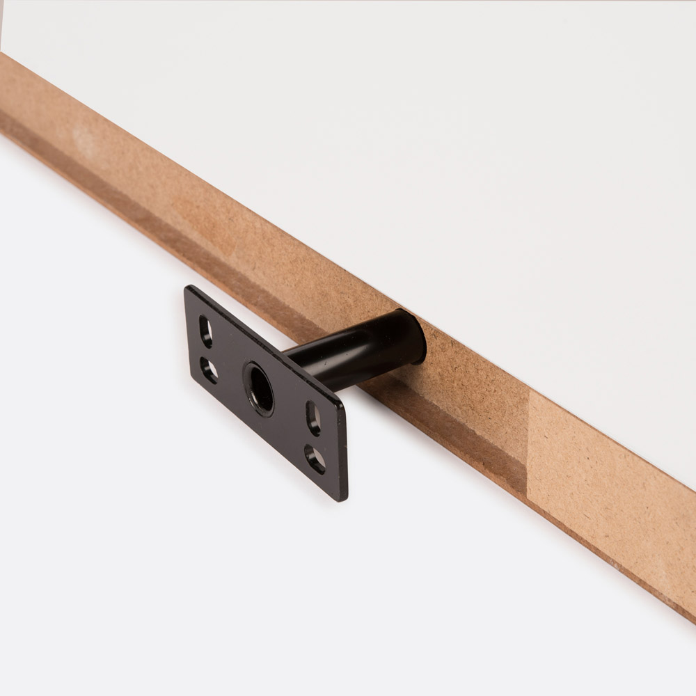 Prateleira lacada MABAIA