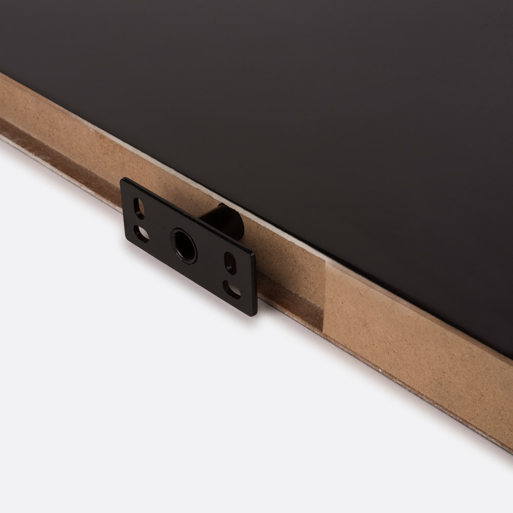 Prateleira lacada MABAIA